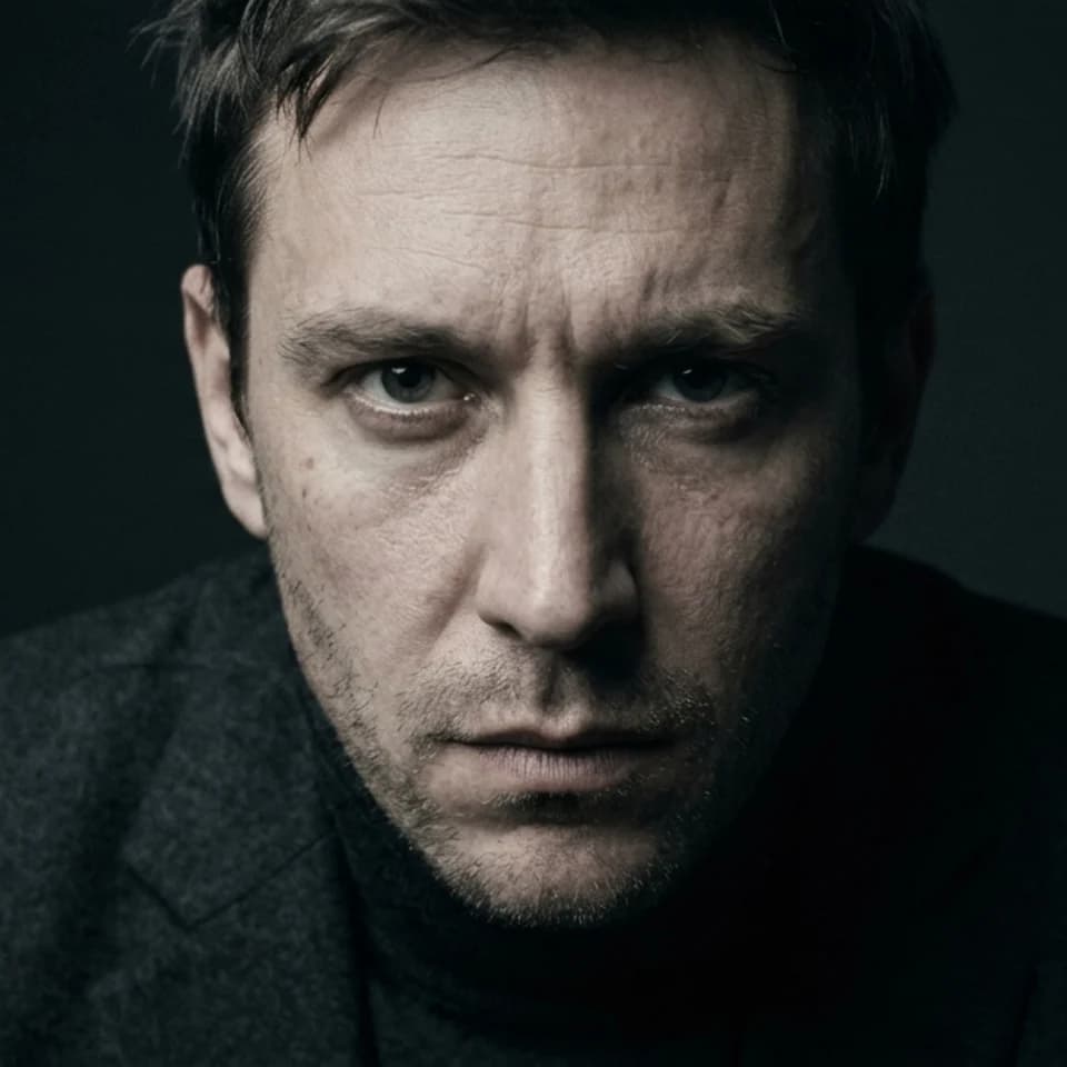 Dramatic Portrait Pixshop preview