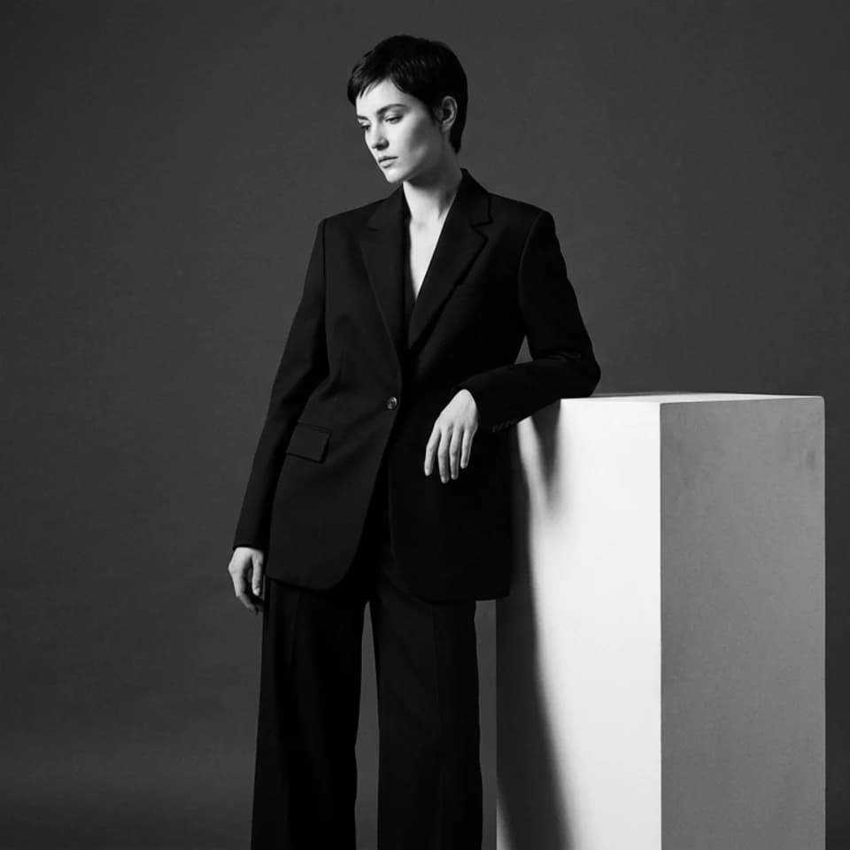 Minimalist Set Pixshop preview