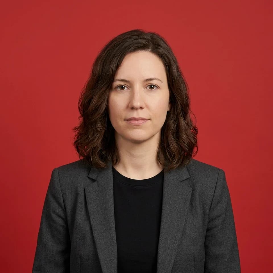 ID Picture — Red Background, Blazer Pixshop preview