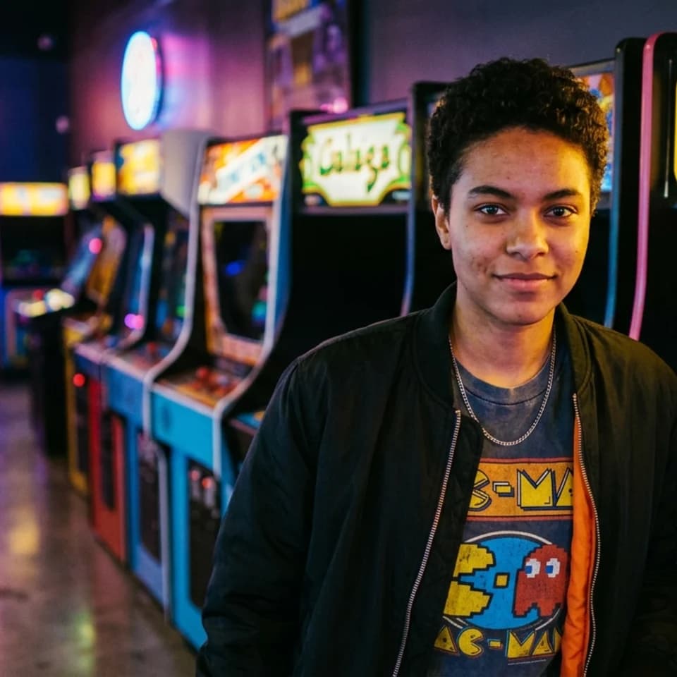 Arcade Glow Hero Pixshop preview